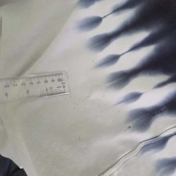 Lululemon Atletica Tie-Dye Hoodie in Blue and White Size SMALL WITH Stains - Picture 2 of 12